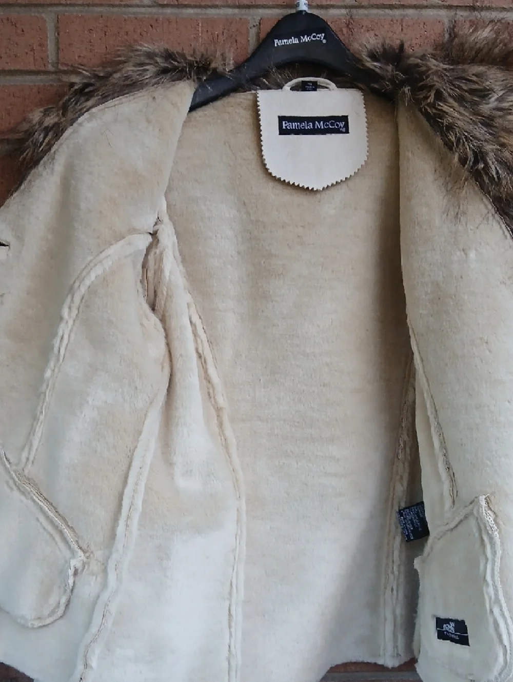 Pamela McCoy Cream Jacket with Brown Faux Fur Collar - Picture 6 of 11